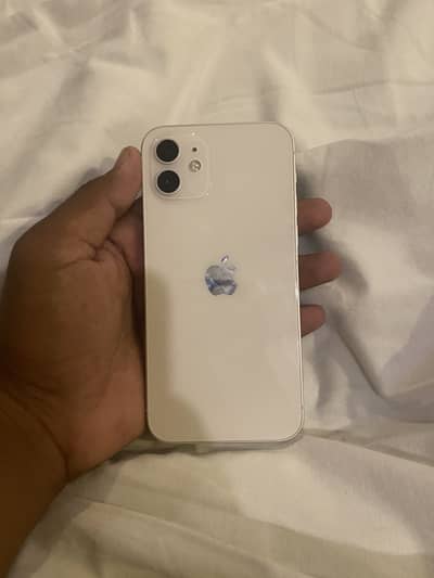 Apple iPhone 12