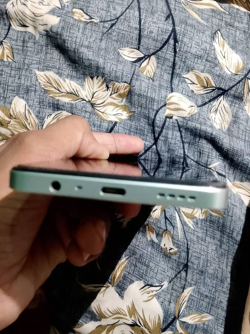 Realme Note 60x 4