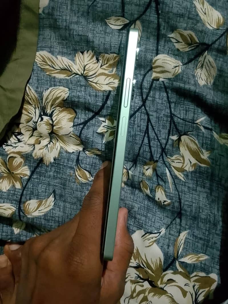 Realme Note 60x 6
