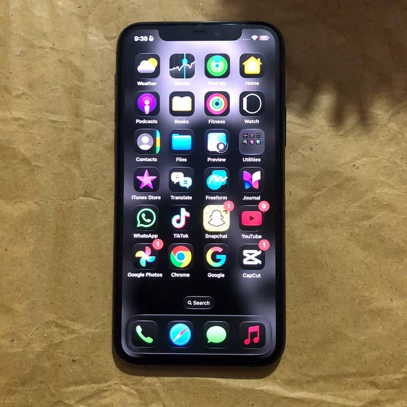 Apple iPhone 11 Pro 4