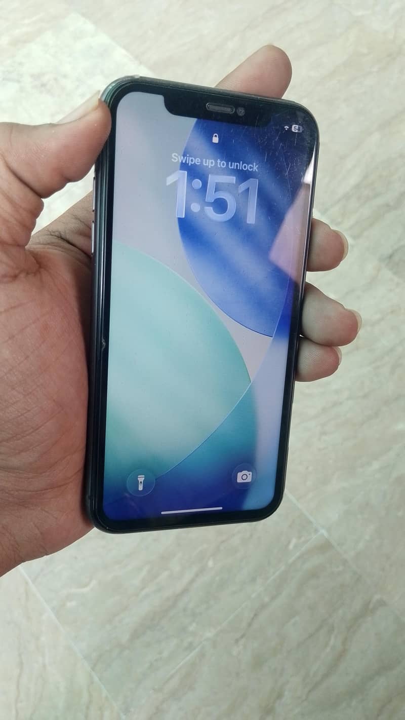 Apple iPhone 11 0