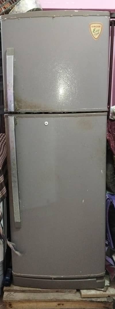 freeze full size used ""Singer"" Company