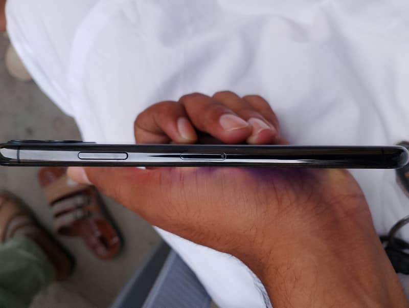 Apple iPhone 11 Pro Max 1