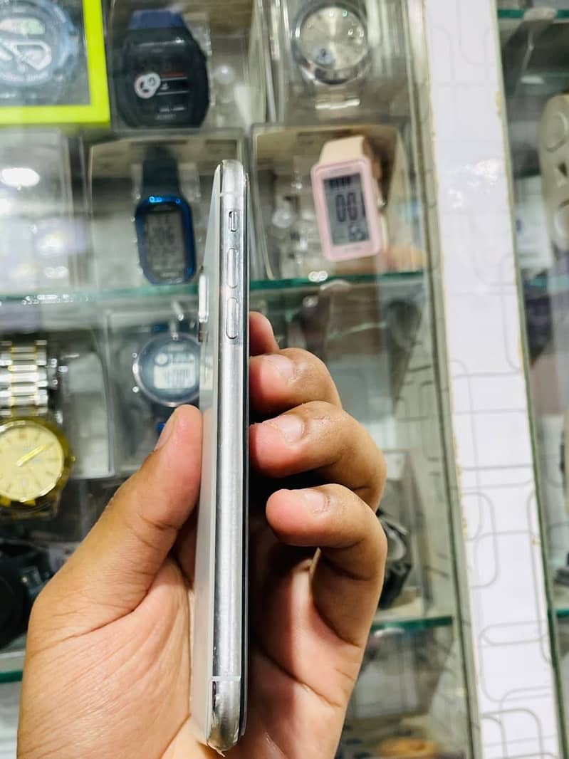 Apple iPhone XS 2