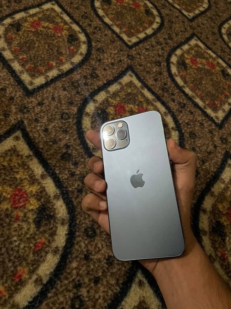 Apple iPhone 12 Pro 0