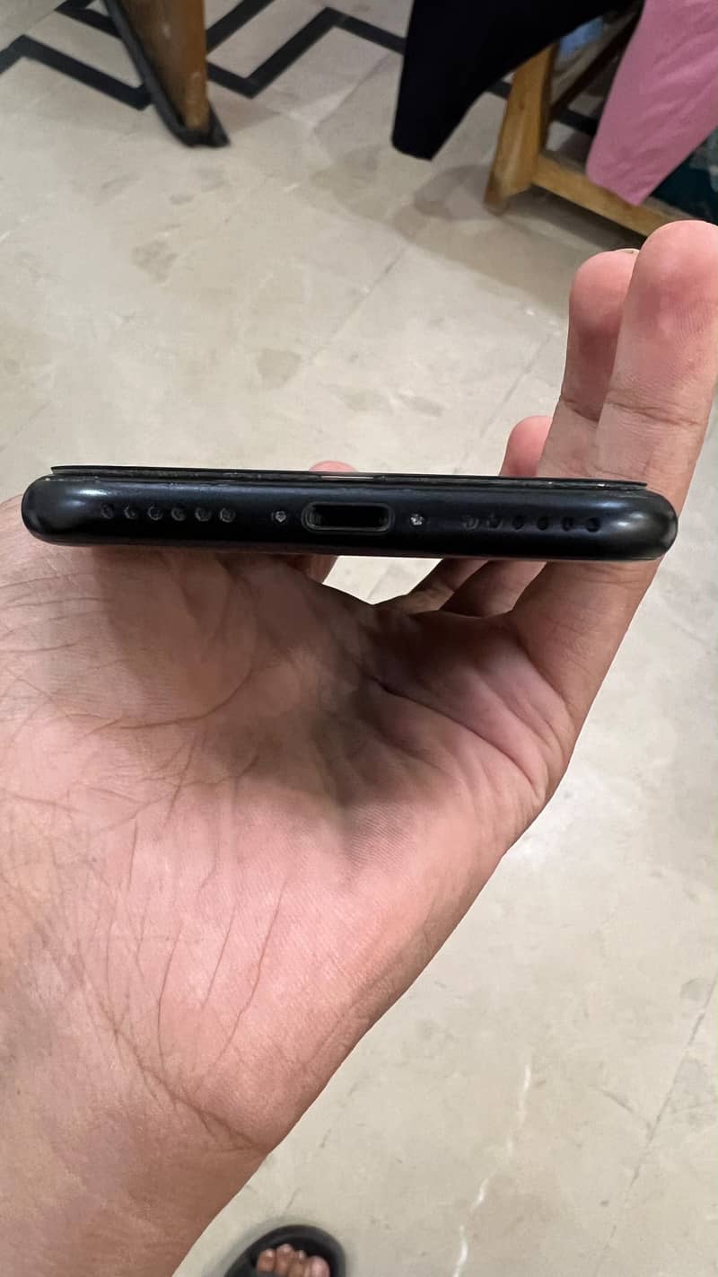 Apple iPhone SE 3