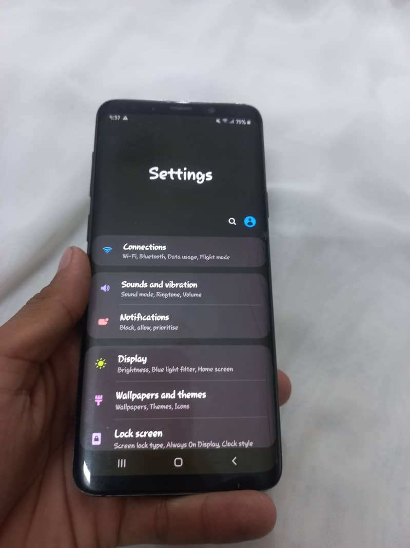 Samsung Mobile S9 Plus 3
