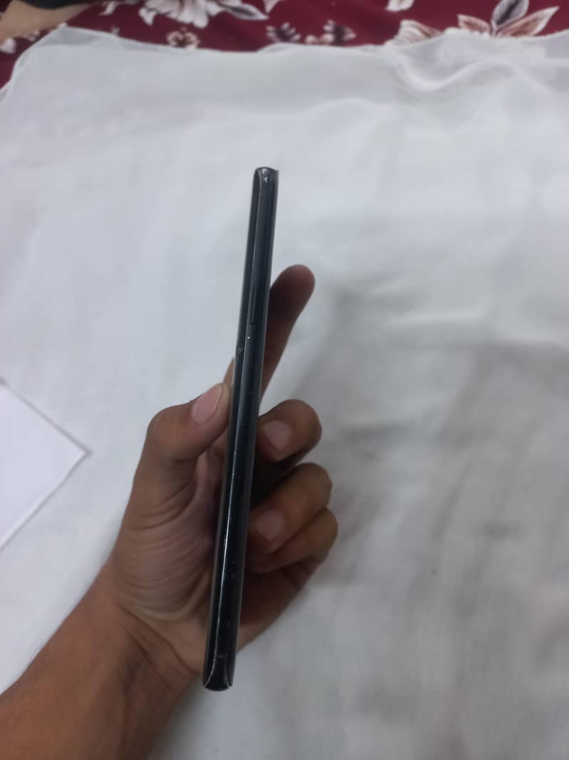Samsung Mobile S9 Plus 4