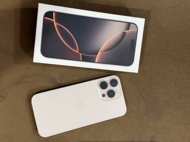 Apple iPhone 16 Pro Max 2