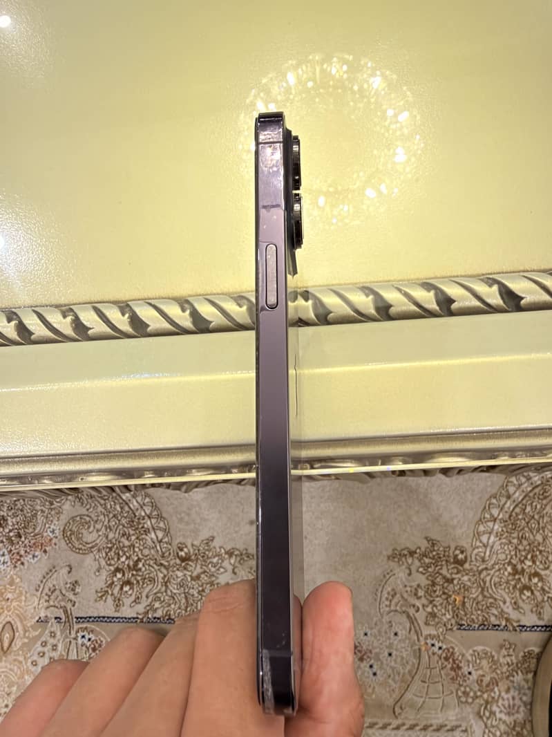 Apple iPhone 14 Pro Max 2