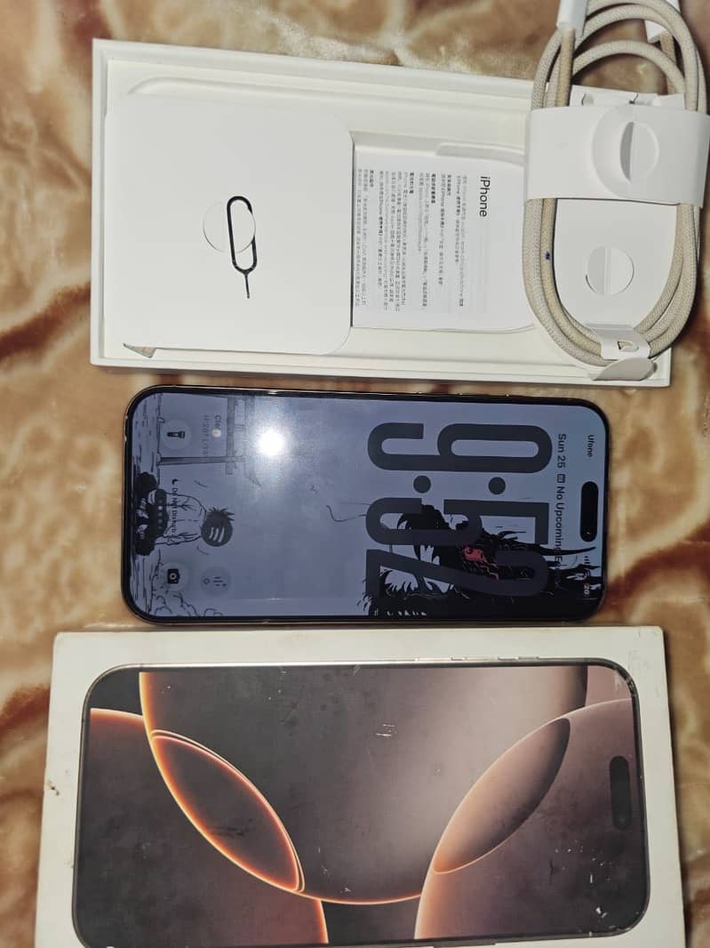Apple iPhone 16 Pro Max 4