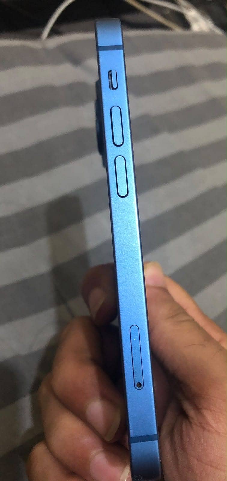 Apple iPhone 13 mini 1