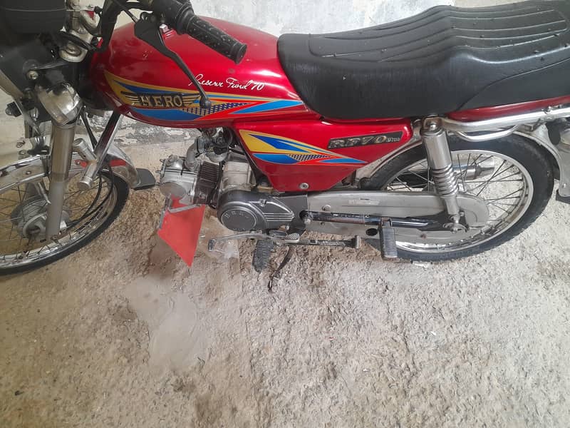 hero 2011 0
