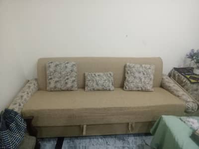 sofa combed
