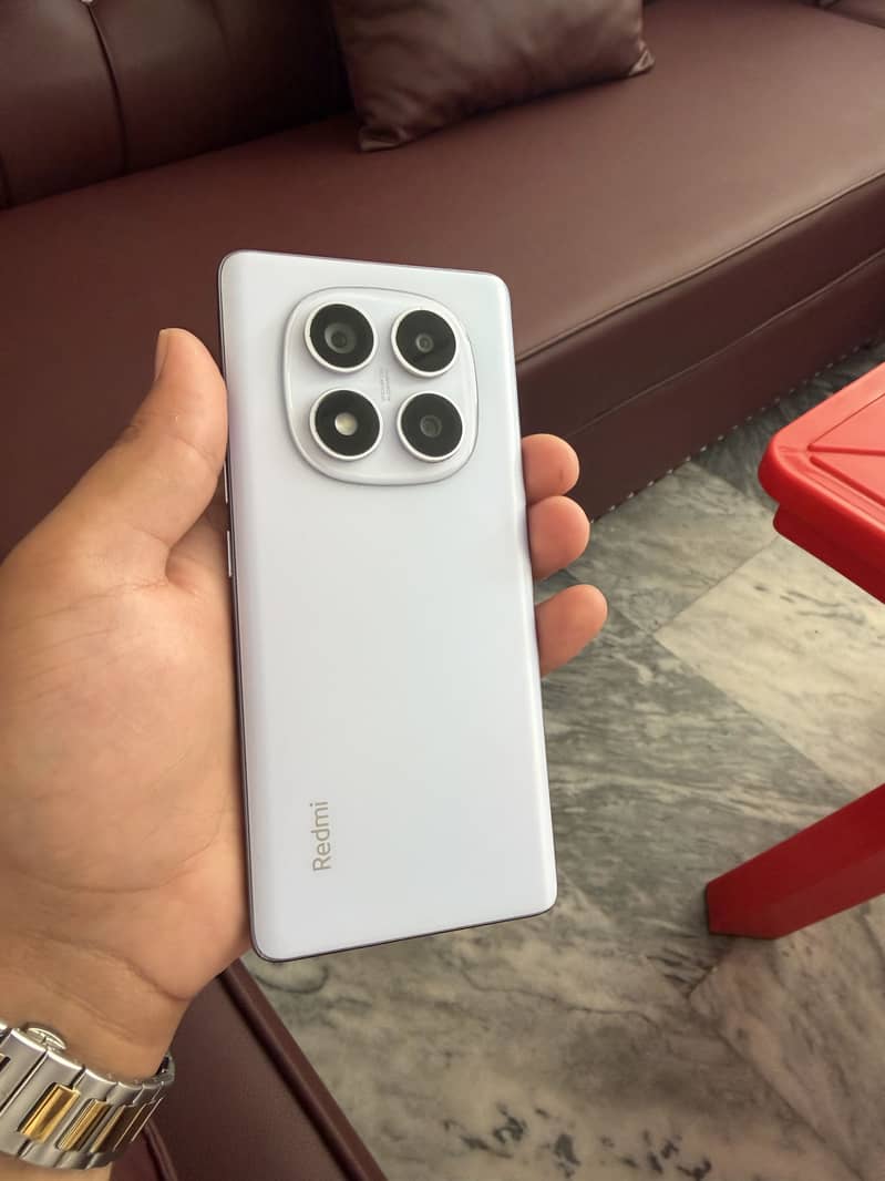 Xiaomi Redmi Note 14 Pro 3