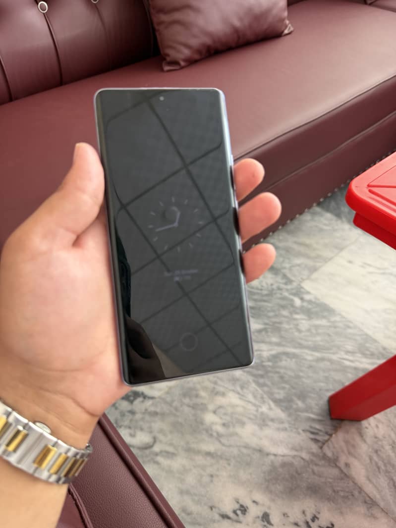 Xiaomi Redmi Note 14 Pro 4