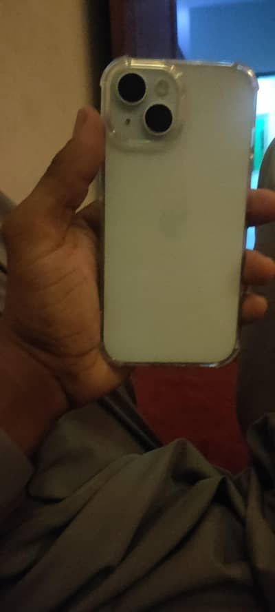 Apple iPhone 15
