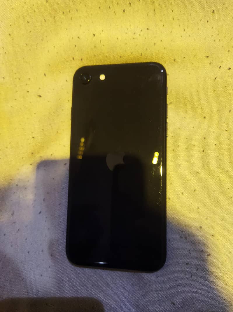 Apple iPhone SE 11