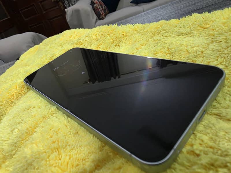 Samsung Mobile A57 4