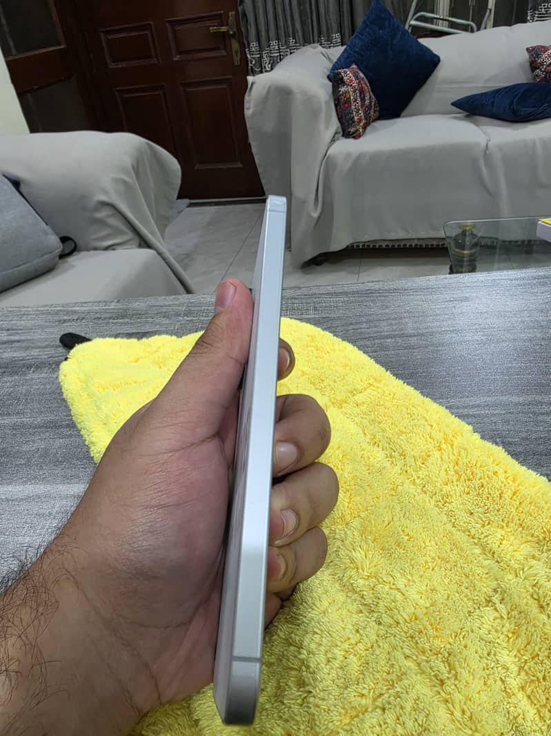 Samsung Mobile A57 5