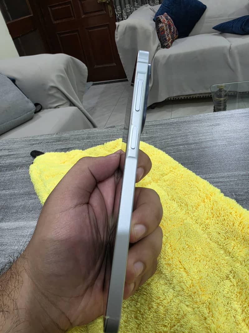 Samsung Mobile A57 9