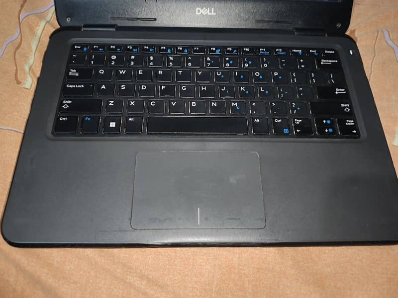 Dell Latitude 1