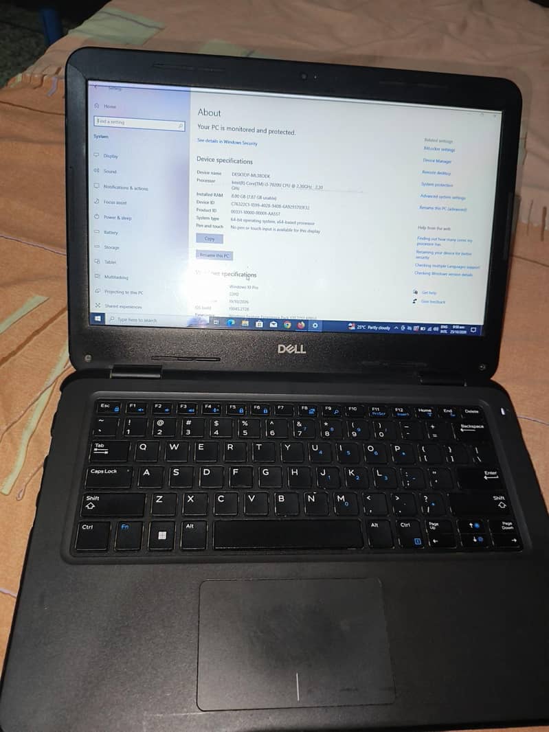 Dell Latitude 2