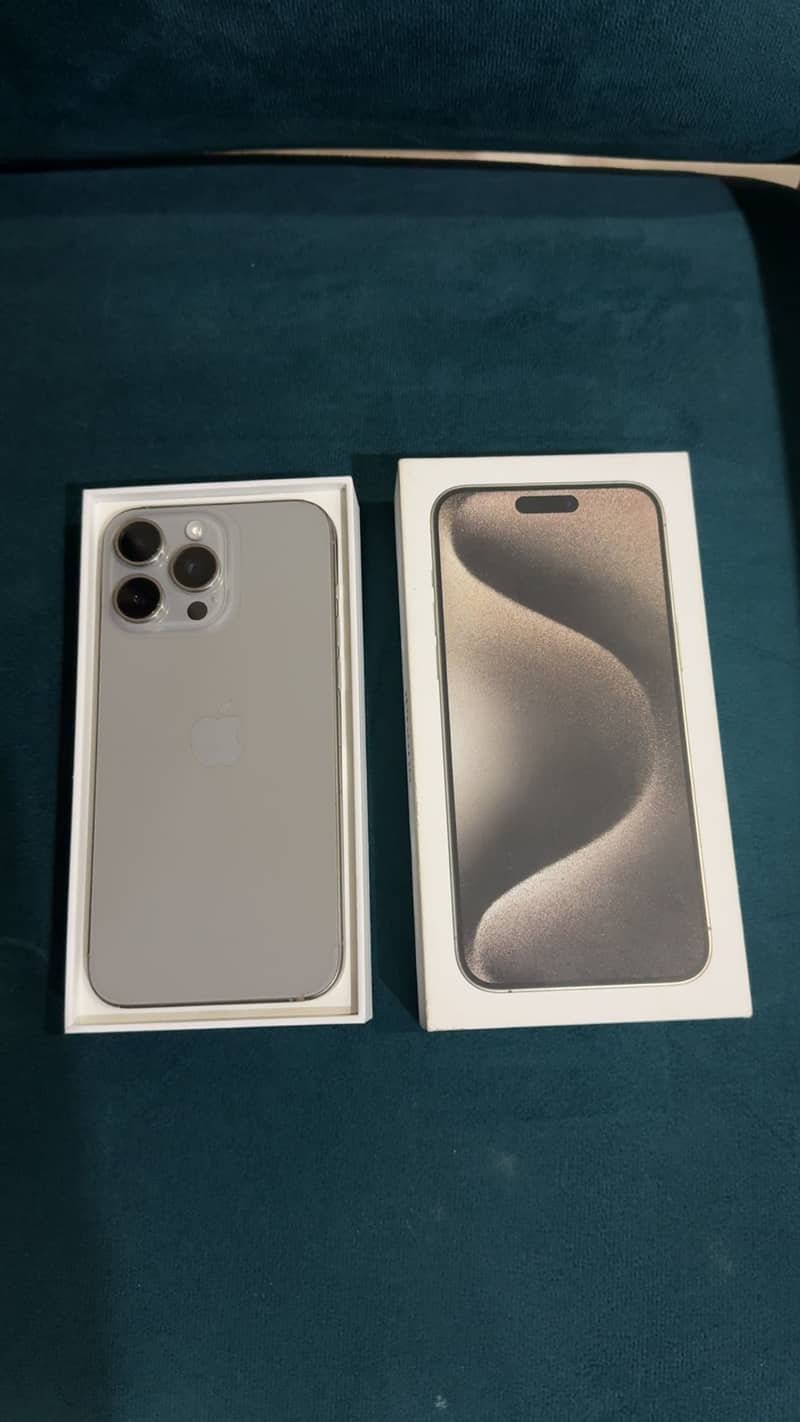 Apple iPhone 15 Pro Max 2