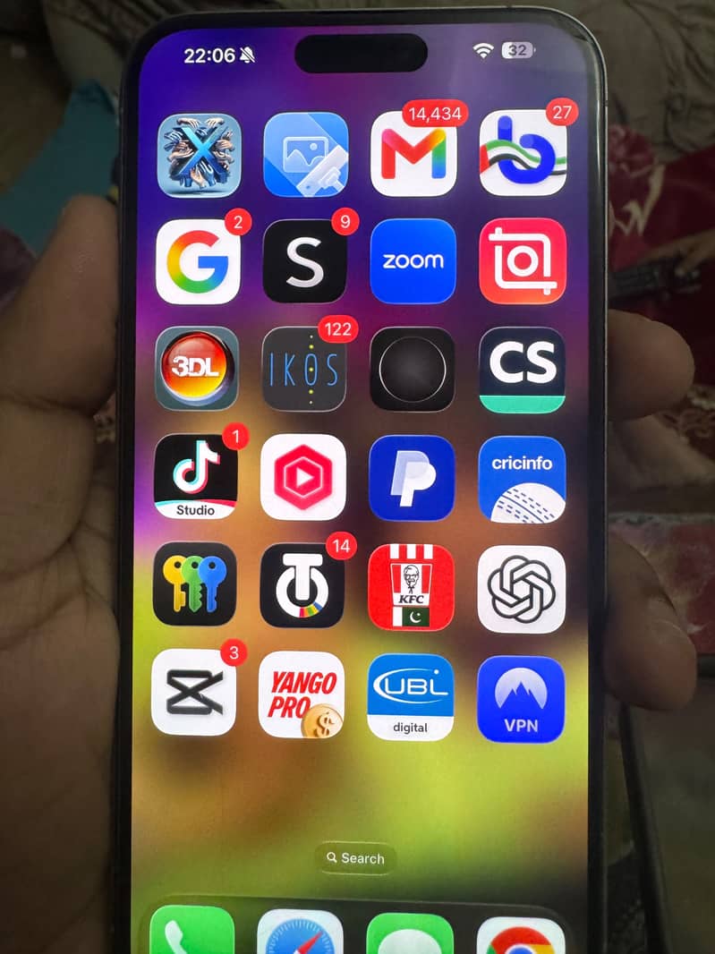 Apple iPhone 15 Pro Max 0