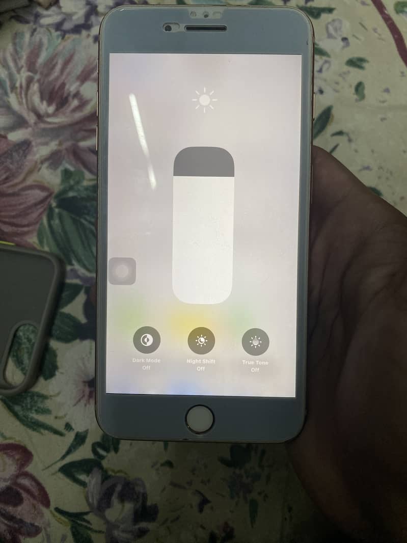 Apple iPhone 8 Plus 2