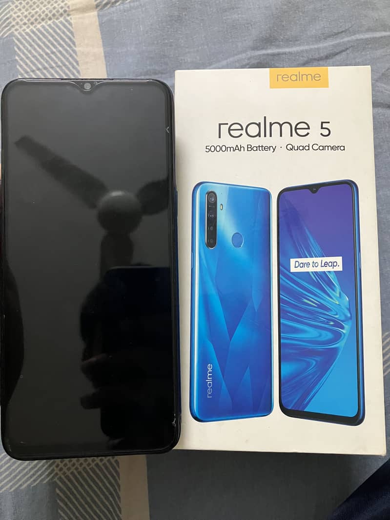 Realme 5 4