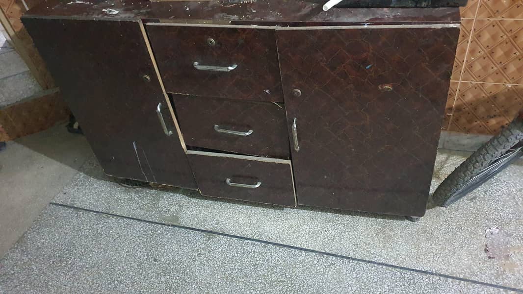 tv rack reception  table 0