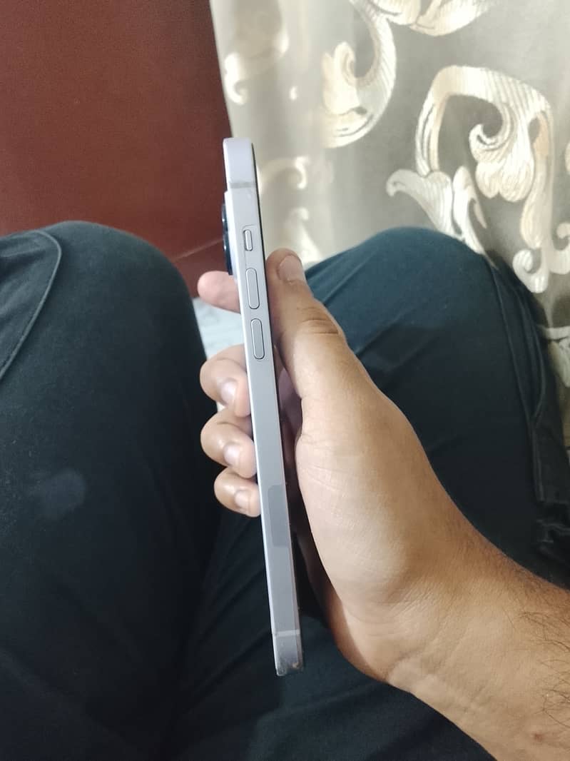 Apple iPhone 14 plus 2