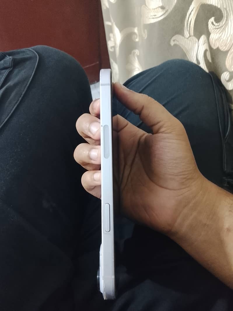 Apple iPhone 14 plus 5