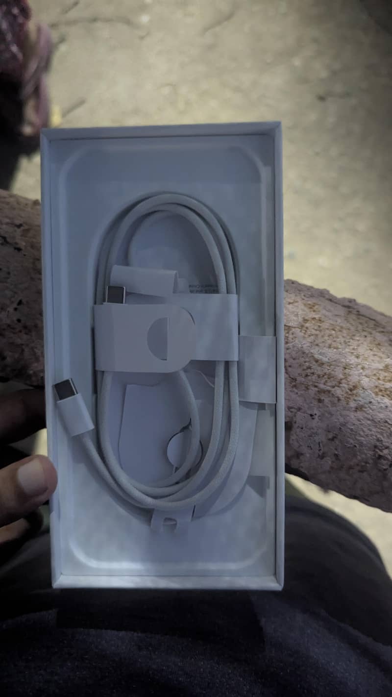 Apple iPhone 17 Pro Max 2