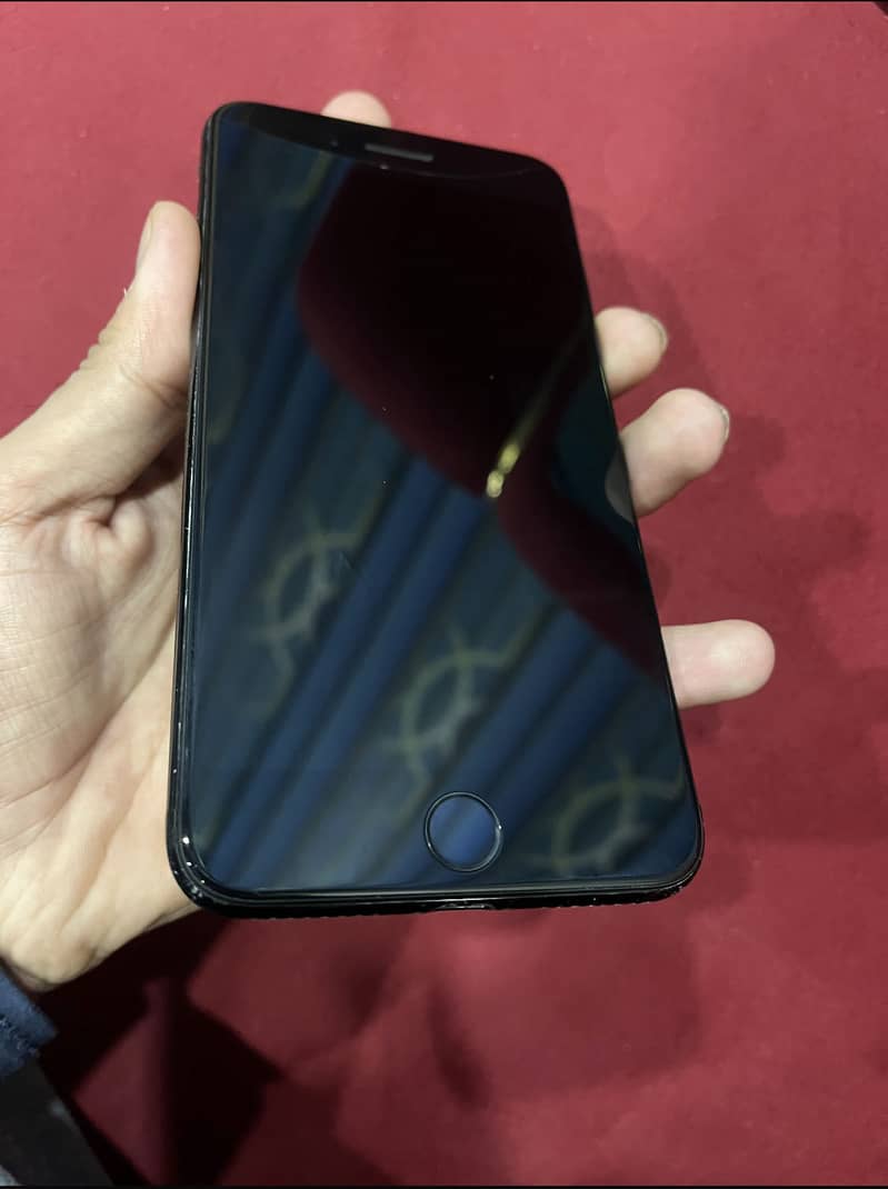 Apple iPhone 7 Plus 2