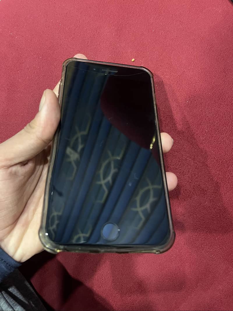 Apple iPhone 7 Plus 5