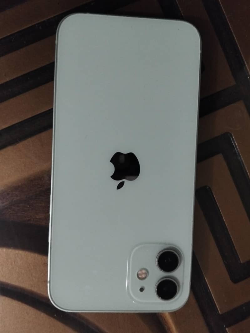 Apple iPhone 12 5
