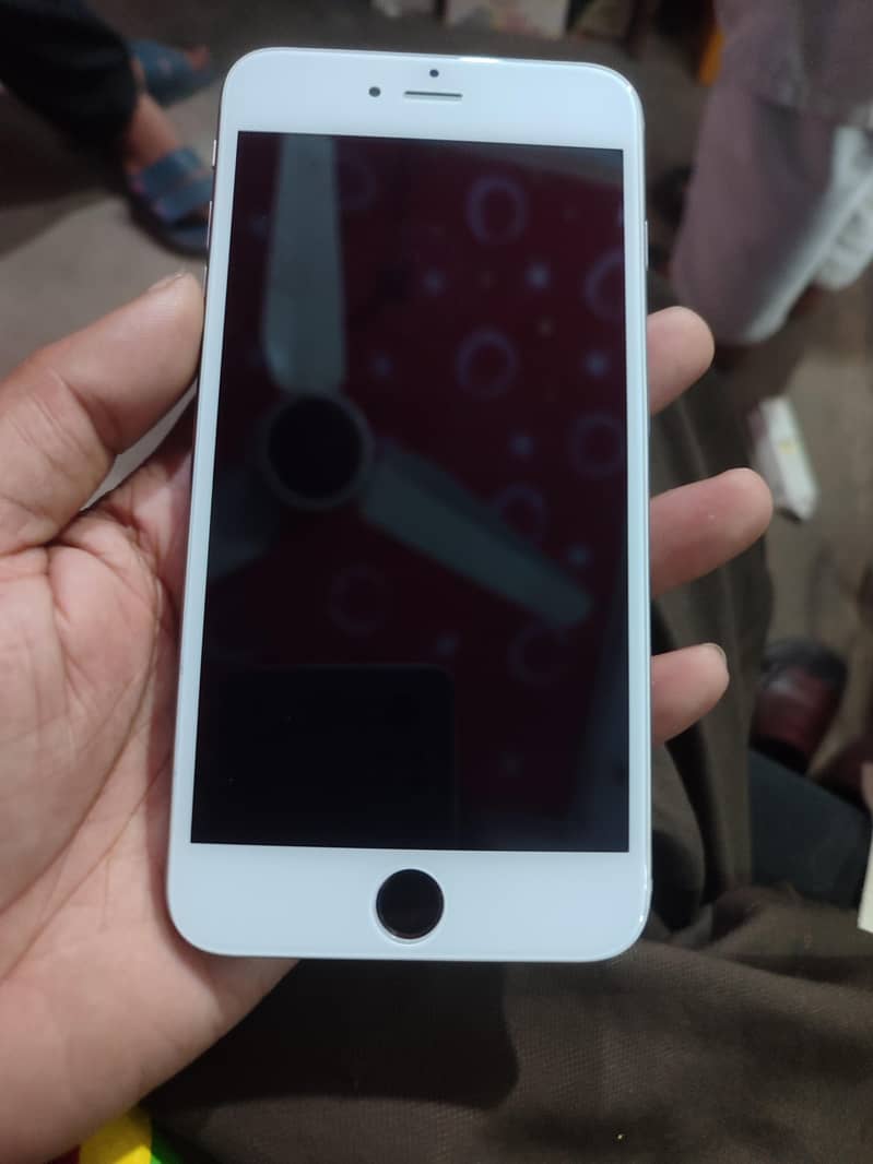 Apple iPhone 6 Plus 0