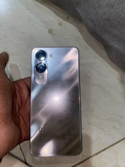 Vivo Y04