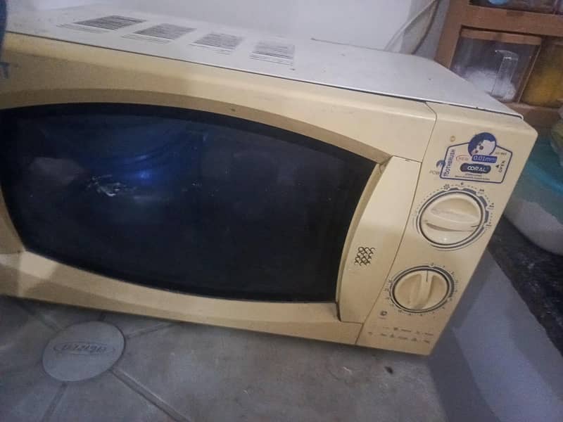 Orient Microwave Oven 2