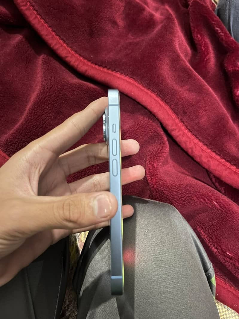 Apple iPhone 14 6