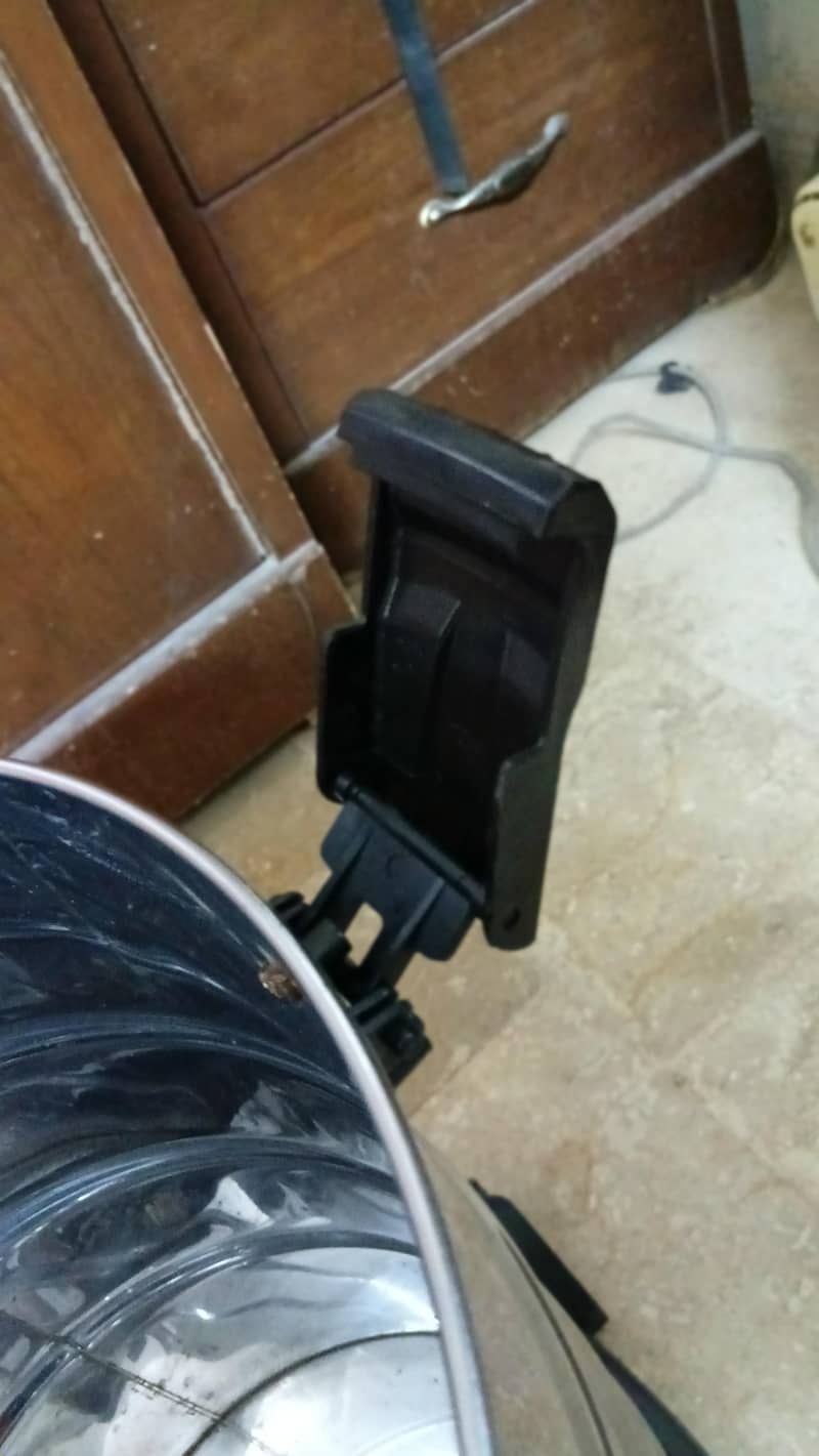 Vacuum Cleaner 13