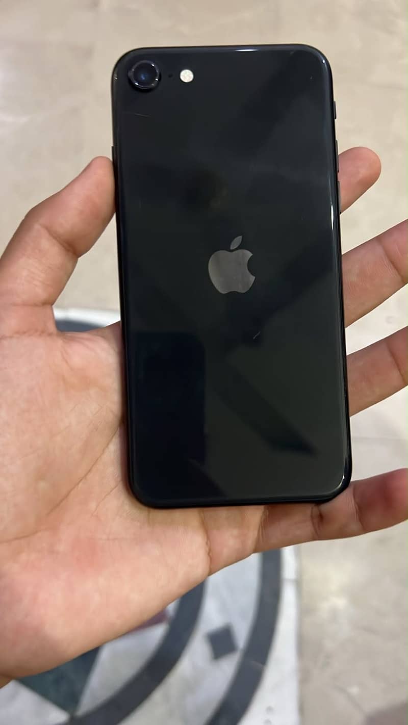 Apple iPhone SE 4