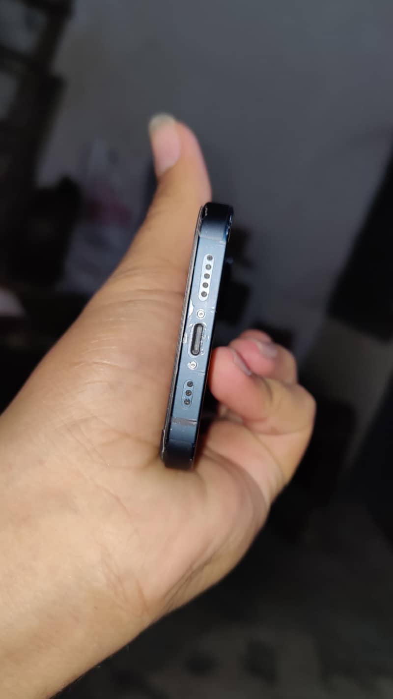 Apple iPhone 13 Jv 1