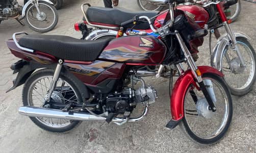 : CD Dream 70cc Motorcycle for Sale – Good Condition