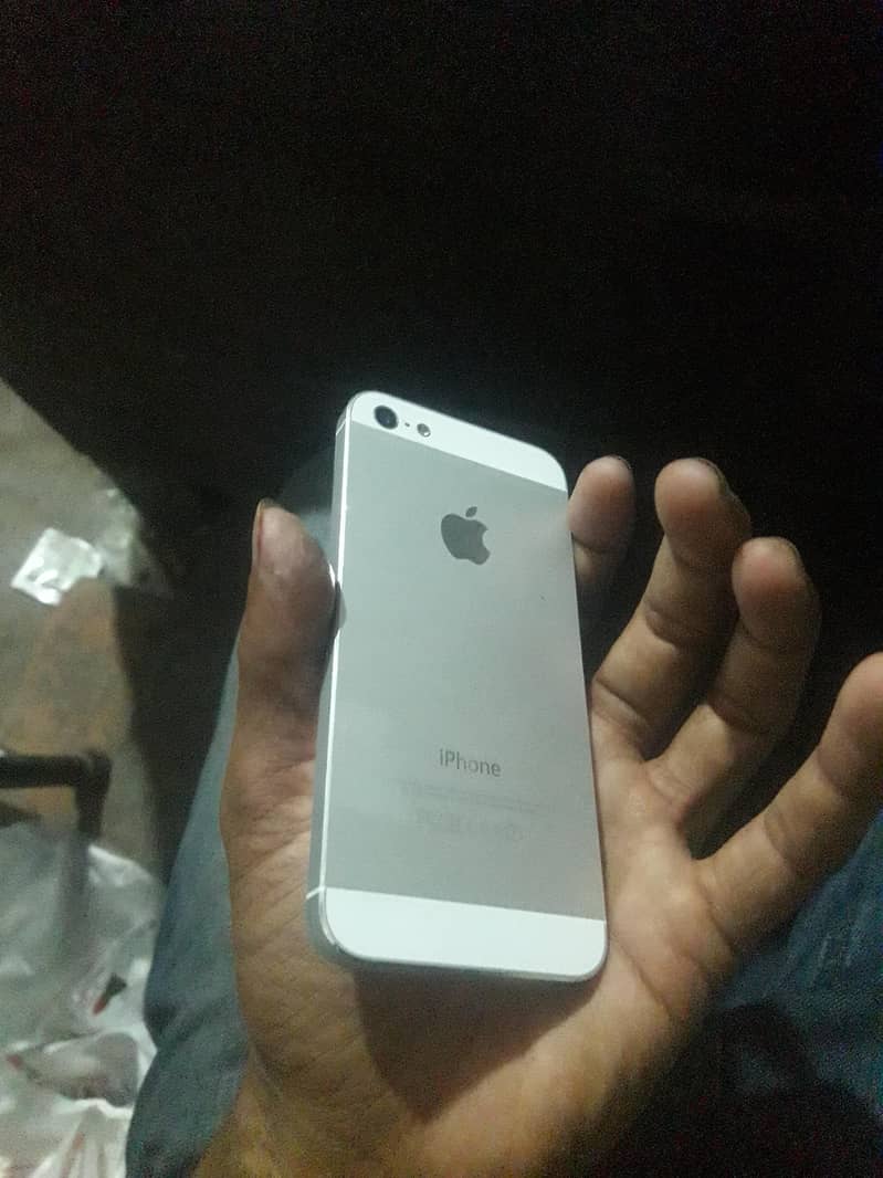 Apple iPhone 5 1