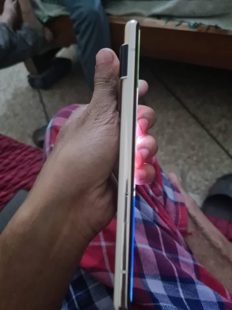 Google Pixel 6 Pro 2