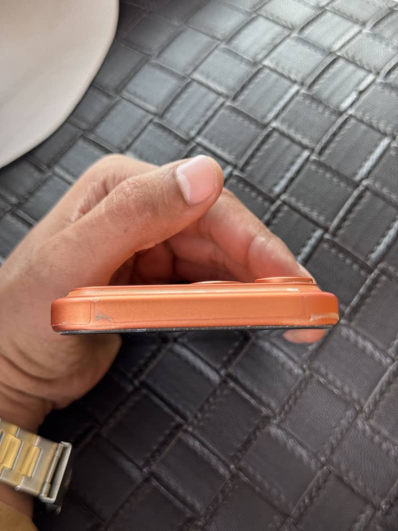 Apple iPhone 17 Pro Max 2