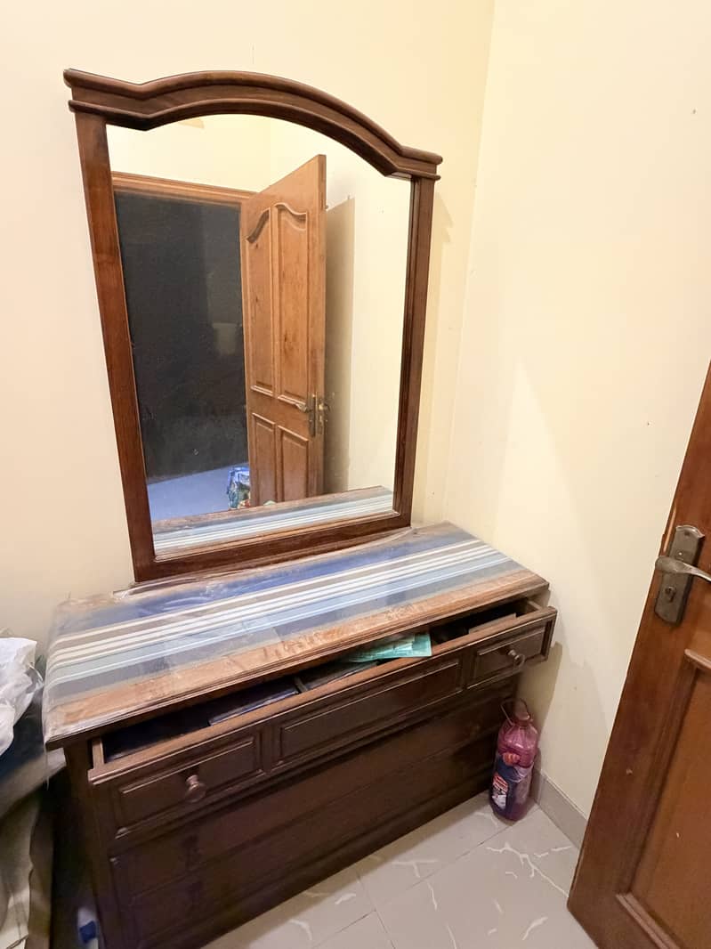 Dressing table 10/10 condition 5